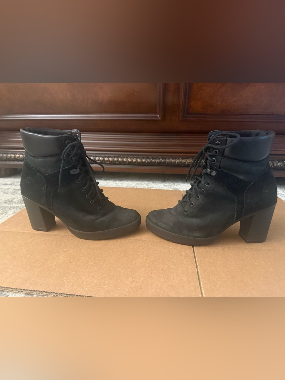 Timberland Women’s Black Suede Block Heel Ankle Boots - Stylish Everyday Comfort